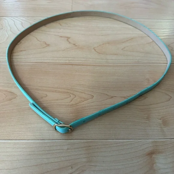 ❌FINAL SALE❌ J. Crew light blue green turquoise leather belt w gold buckle small - Picture 5 of 5